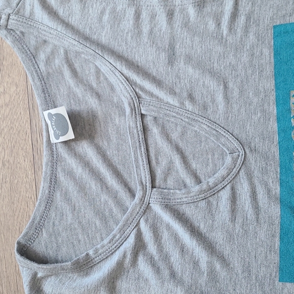 Tank Top - Picture 3 of 8